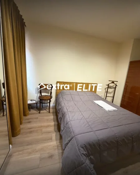 Tirane, jepet me qera apartament 2+1 Kati 3, 90 m² 750 € (Rruga Hoxha Tahsim)