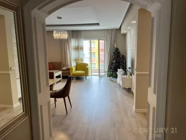 Tirane, shes apartament 4+1+Aneks+Ballkon Kati 3, 155 m² 400.000 € 