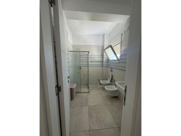 Gjiri Lalezit | Hamallaj, shitet apartament 2+1 Kati 1, 97 m² 240.000 € (Perla Resort)