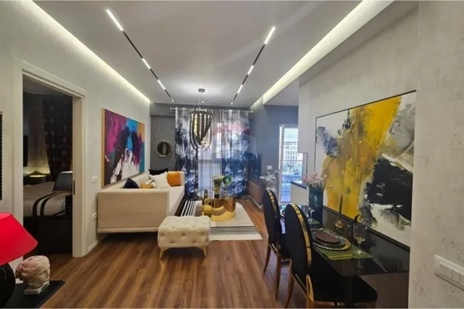 Tirane, jepet me qera apartament 1+1+Ballkon Kati 3, 65 m² 900 € (21 Dhjetori)