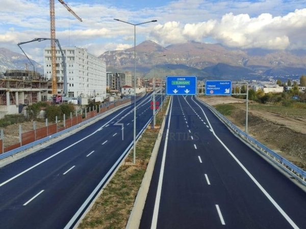 Shqiperi, shitet apartament 1+1+Ballkon Kati 2, 55 m² 53.000 € (Paskuqan)