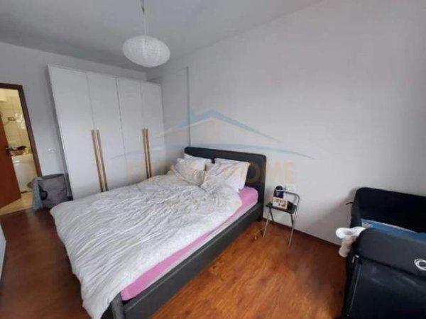 Tirane, shitet apartament 2+1+BLK Kati 8, 91 m² 85.000 Euro (pallatet cabej)