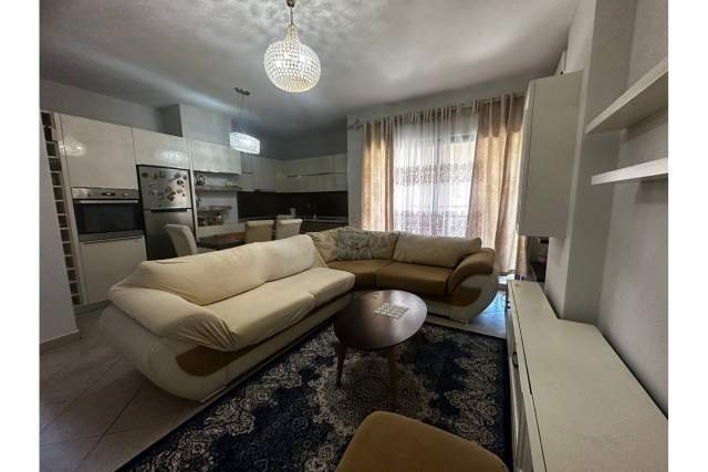 Tirane, jepet me qera apartament Kati 6, 100 m² 400 Euro (Vila L,   Astir,  Tiranë,  Shqipëri)