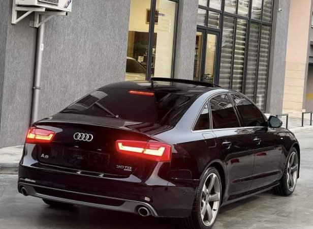 Tirane, shitet makine Audi A6 Viti 2014,