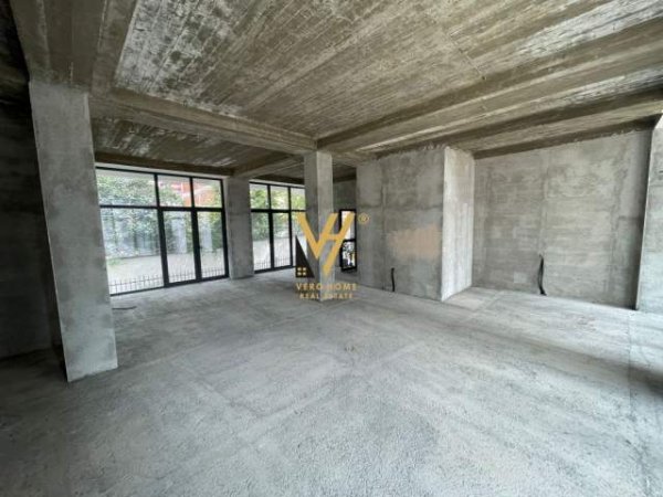 Tirane, jepet me qera zyre Kati 0, 90 m² 600 Euro (RRUGA AGIM PRODANI)