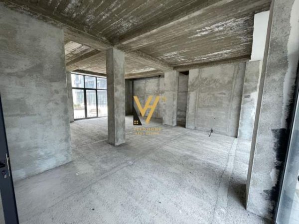 Tirane, jepet me qera zyre Kati 0, 90 m² 600 Euro (RRUGA AGIM PRODANI)