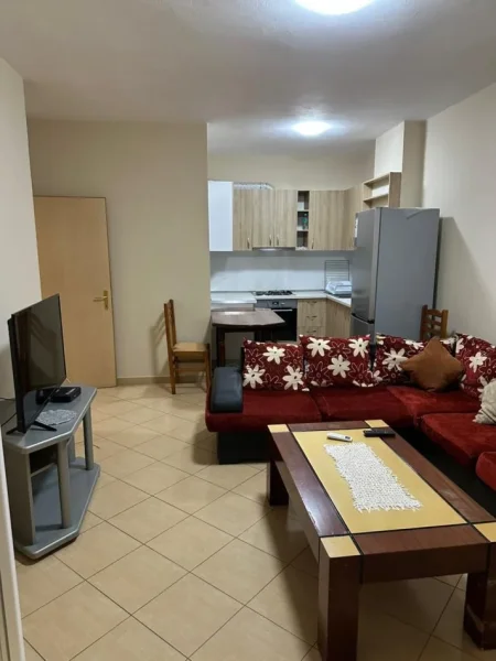 Tirane, jepet me qera apartament 1+1 , 70 m² 410 € (Astir)