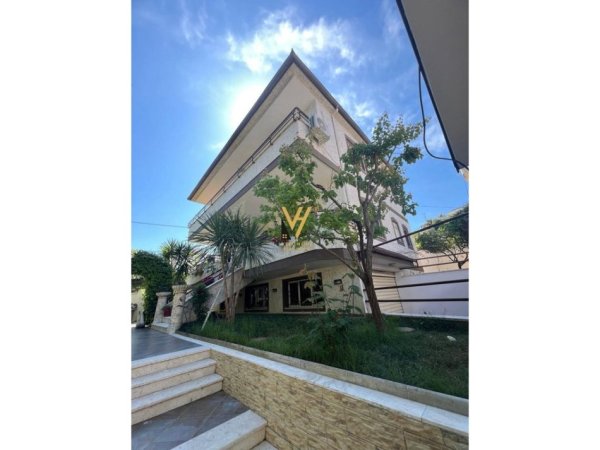 Tirane, jepet me qera Vile 2 Katshe Kati 0, 252 m² 1.200 € (SELITE)