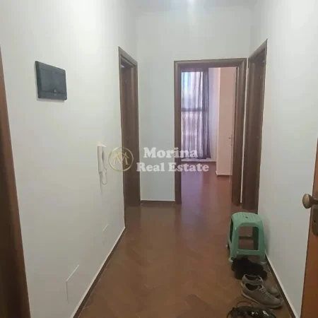 Tirane, jepet me qera apartament 2+1 Kati 7, 100 m² 450 € (Astir)