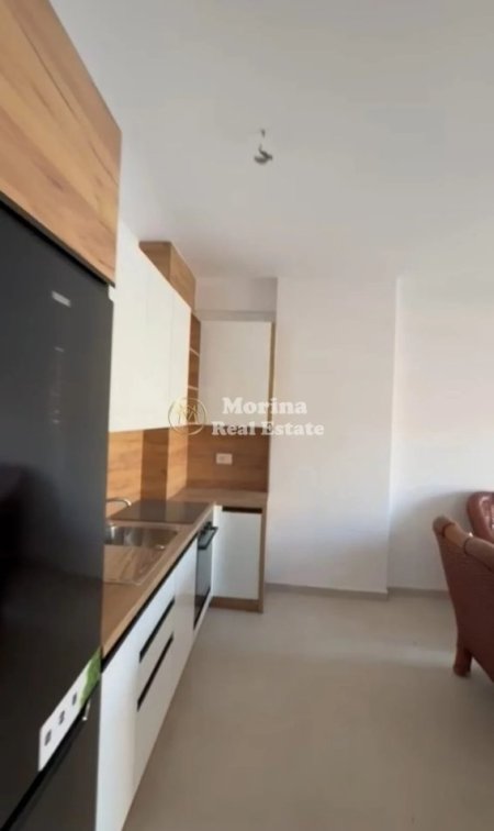 Tirane, jepet me qera apartament 1+1 Kati 2, 65 m² 500 € (5 Maji)