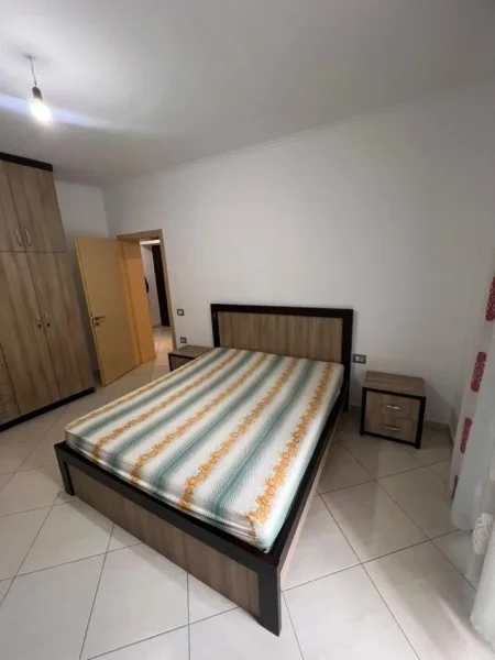 Tirane, jepet me qera apartament 2+1 Kati 3, 70 m² 550 € (Vasil Shanto)