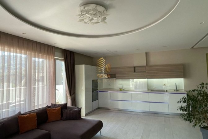 Tirane, jepet me qera apartament 3+1+Ballkon Kati 4, 187 m² 1.400 € (Liqeni i Thate)