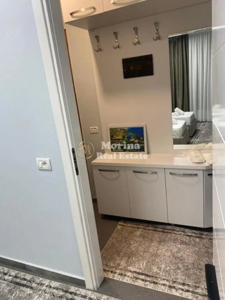 Tirane, jepet me qera apartament 1+1 Kati 1, 35 m² 500 € (Rruga e Kavajes)