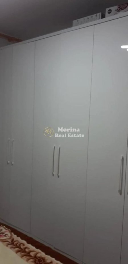 Tirane, jepet me qera apartament 1+1+Ballkon Kati 5, 72 m² 600 € (Spitali Amerikan 3)
