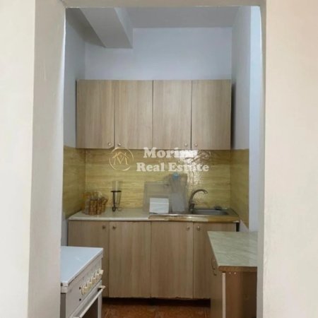 Tirane, jepet me qera shtepi 1+1 Kati 0, 50 m² 280 € (Selite)