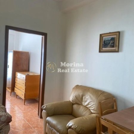 Tirane, jepet me qera shtepi 1+1 Kati 0, 50 m² 280 € (Selite)