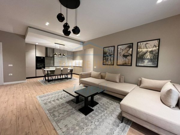 Tirane, jepet me qera apartament 2+1 Kati 3, 106 m² 1.100 € (Kopshti Botanik)