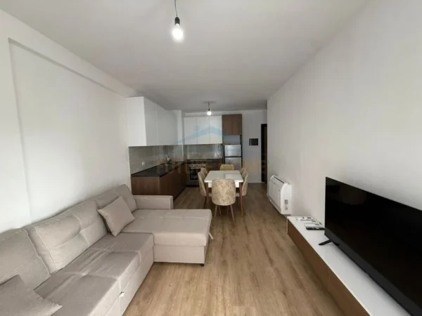 Tirane, jepet me qera apartament 2+1 Kati 2, 74 m² 500 € (QTU)