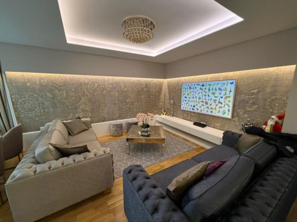 Tirane, shes apartament 3+1+Aneks+Ballkon Kati 1, 129 m² 390.000 € (Rruga e Elbasanit)