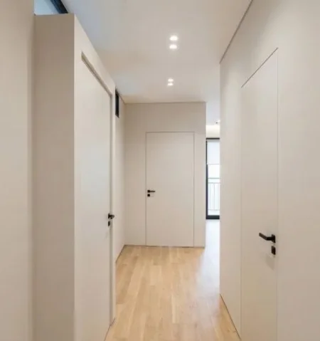 Tirane, jepet me qera ambjent biznesi Kati 5, 83 m² 1.600 € (liqeni i thate , kopshti botanik , kopshti zoologjik)