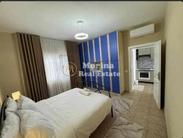 Tirane, jepet me qera apartament 1+1 Kati 1, 65 m² 500 € (Shkoze)