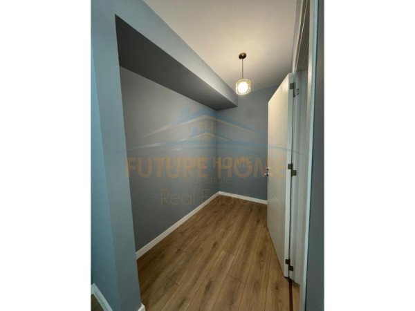 Tirane, shitet apartament 2+1 Kati 1, 98 m² 135.000 € 