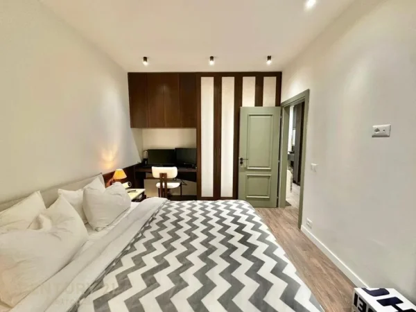 Tirane, shitet apartament 1+1 Kati 7, 67 m² 167.000 € 