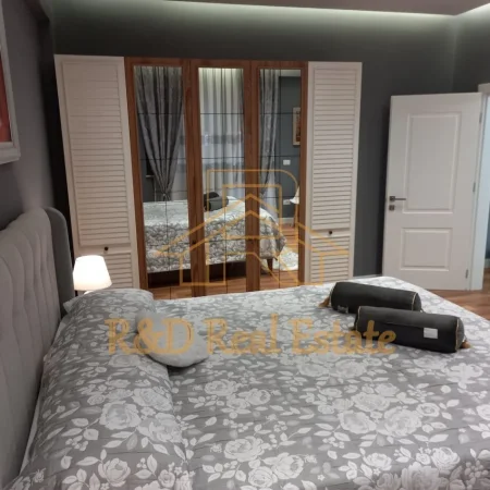 Tirane, jepet me qera apartament 1+1 Kati 4, 70 m² 780 € (Rruga MargaritaTutulani)