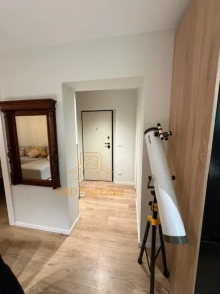 Tirane, jepet me qera apartament 1+1 Kati 1, 64 m² 750 € (Myslym Shyri)