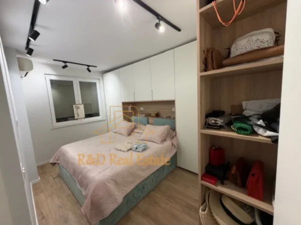 Tirane, jepet me qera apartament 1+1 Kati 1, 64 m² 750 € (Myslym Shyri)