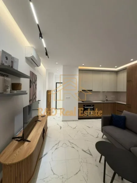 Tirane, jepet me qera apartament 1+1 Kati 6, 70 m² 760 € (Zogu i Zi)