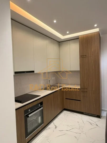 Tirane, jepet me qera apartament 1+1 Kati 6, 70 m² 760 € (Zogu i Zi)