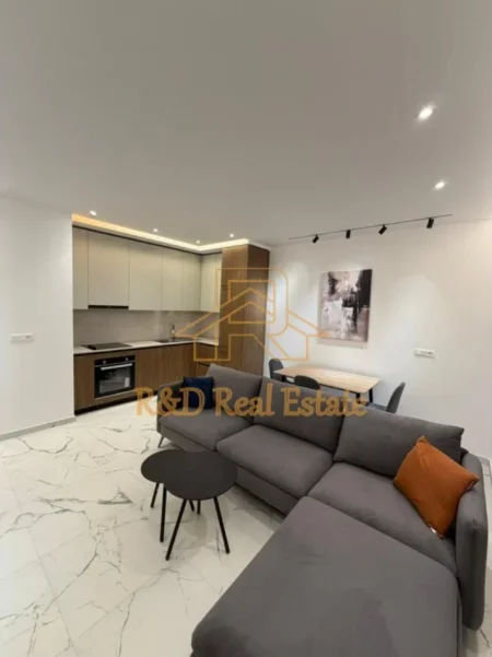 Tirane, jepet me qera apartament 1+1 Kati 6, 70 m² 760 € (Zogu i Zi)