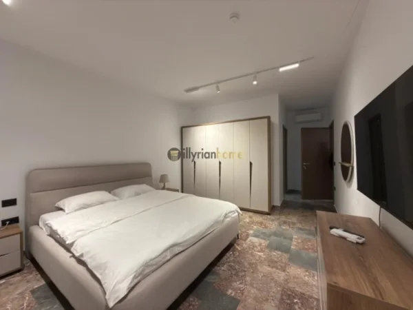 Tirane, shitet Vile , 1.350 m² 3.000.000 € (Rruga e Elbasanit)