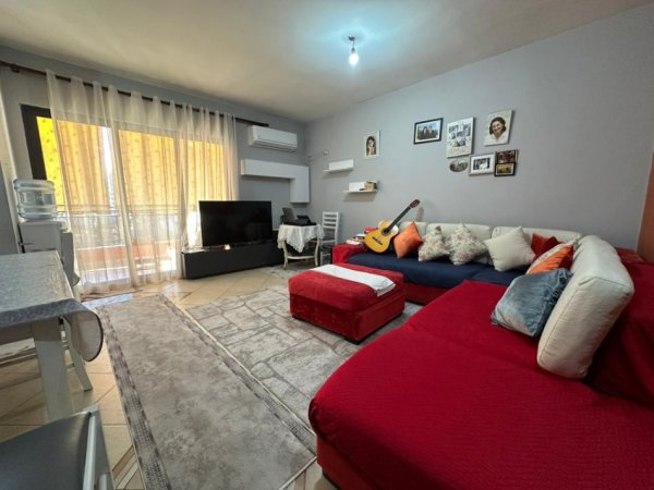 Tirane, shitet apartament 2+1 Kati 3, 106 m² (Yzberisht afer Eco Marketit)