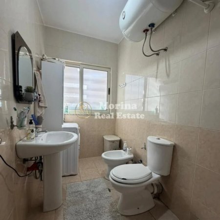 Tirane, jepet me qera apartament 1+1+Ballkon Kati 2, 50 m² 500 € (Fusha Aviacionit)
