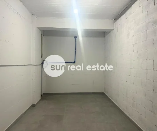 Shkoder, shitet garazh | post parkimi Kati -1, 20 m² (PERBALLE HOTEL TRADITA)