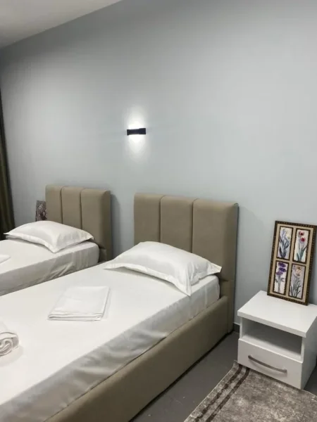 Tirane, jepet me qera garsonier Kati 2, 30 m² 500 € (RRUGA E KAVAJES)