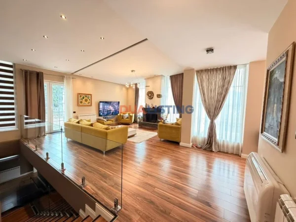 Tirane, jepet me qera Vile 2 Katshe Kati 0, 500 m² 5.000 € (Petrele)