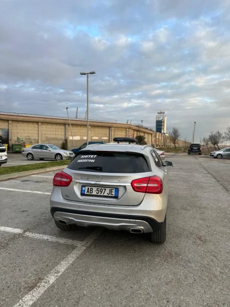 Tirane, shes makine Mercedes Benz GLA 220d- DISCTRONIC - 2017-4 MATIC, 200.000 km 14.999 €