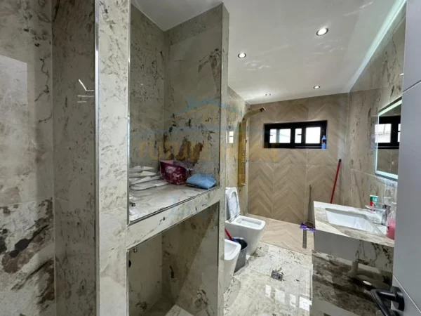 Tirane, jepet me qera apartament 2+1 Kati 6, 120 m² 2.200 € (zogu i zi)