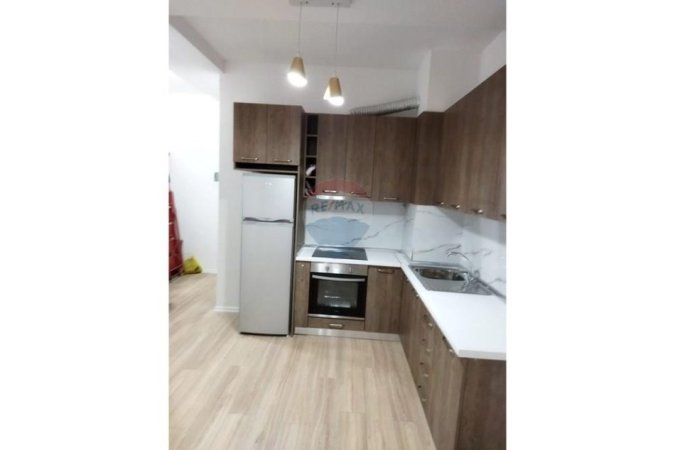 Tirane, shitet apartament 1+1 Kati 4, 63 m² 157.000 € (Kompleksi Kontakt)