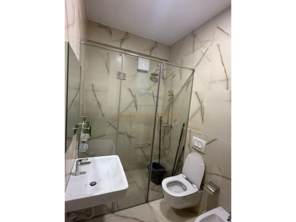 Shqiperi, jepet me qera apartament 2+1+Ballkon Kati 2, 100 m² 1.200 € (Zogu i Zi)