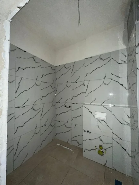 Tirane, shitet apartament 2+1+Ballkon Kati 6, 116 m² 220.000 € (Fusha Aviacionit)