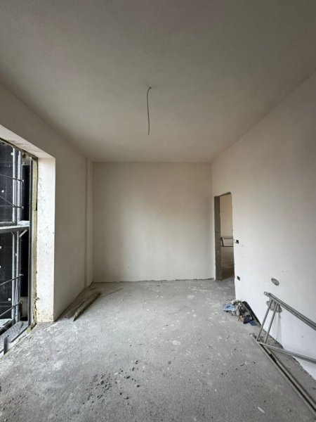 Tirane, shitet apartament 2+1+Ballkon Kati 6, 116 m² 220.000 € (Fusha Aviacionit)