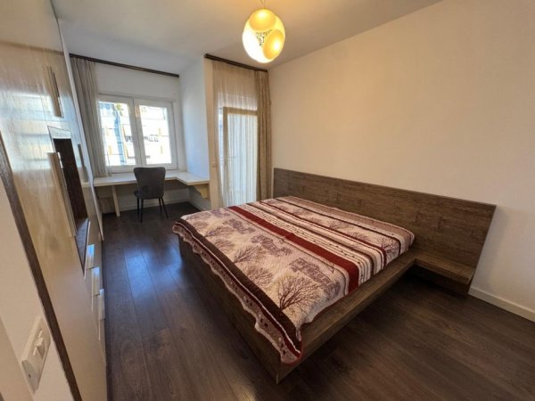 Tirane, jepet me qera apartament 2+1 Kati 7, 96 m² 60 000 Leke  (Jo agjensi)
