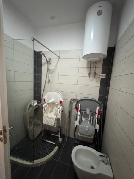 Tirane, jepet me qera apartament 2+1 Kati 7, 96 m² 60 000 Leke  (Jo agjensi)