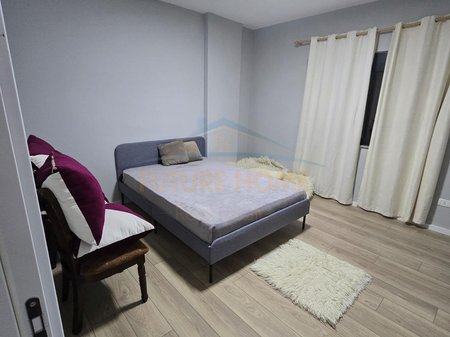 Tirane, jepet me qera apartament 2+1 Kati 4, 105 m² 450 € 