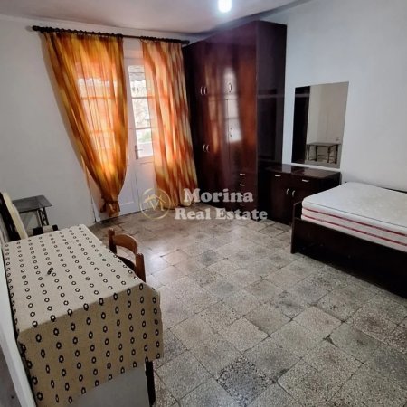 Tirane, jepet me qera apartament 1+1 Kati 3, 45 m² 280 € (Medrese)