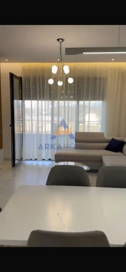 Tirane, jepet me qera apartament Kati 2, 93 m² 1.000 € 